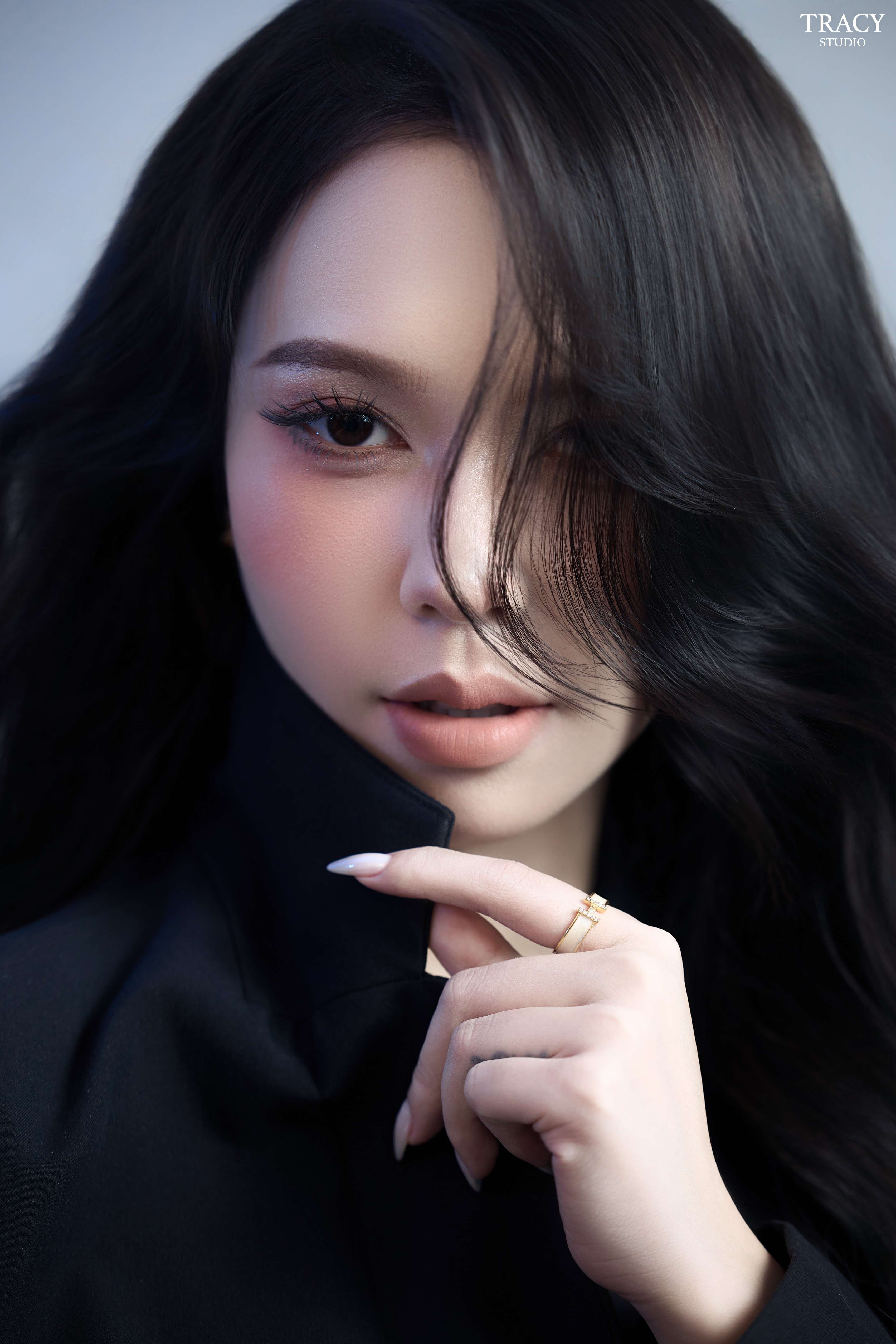 frontend/img/gallery/concept-cool-ngau-slay/tracy-studio-chup-dien-vien-Nhat-Ha (7).jpg